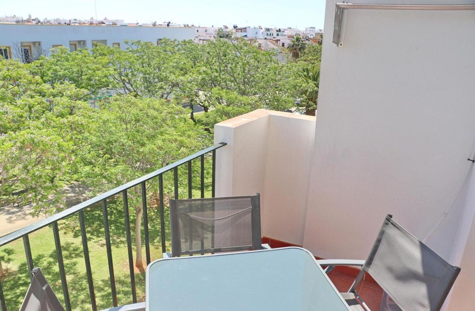 Apartamento Vistas Al Parque Conil De La Frontera Exterior photo